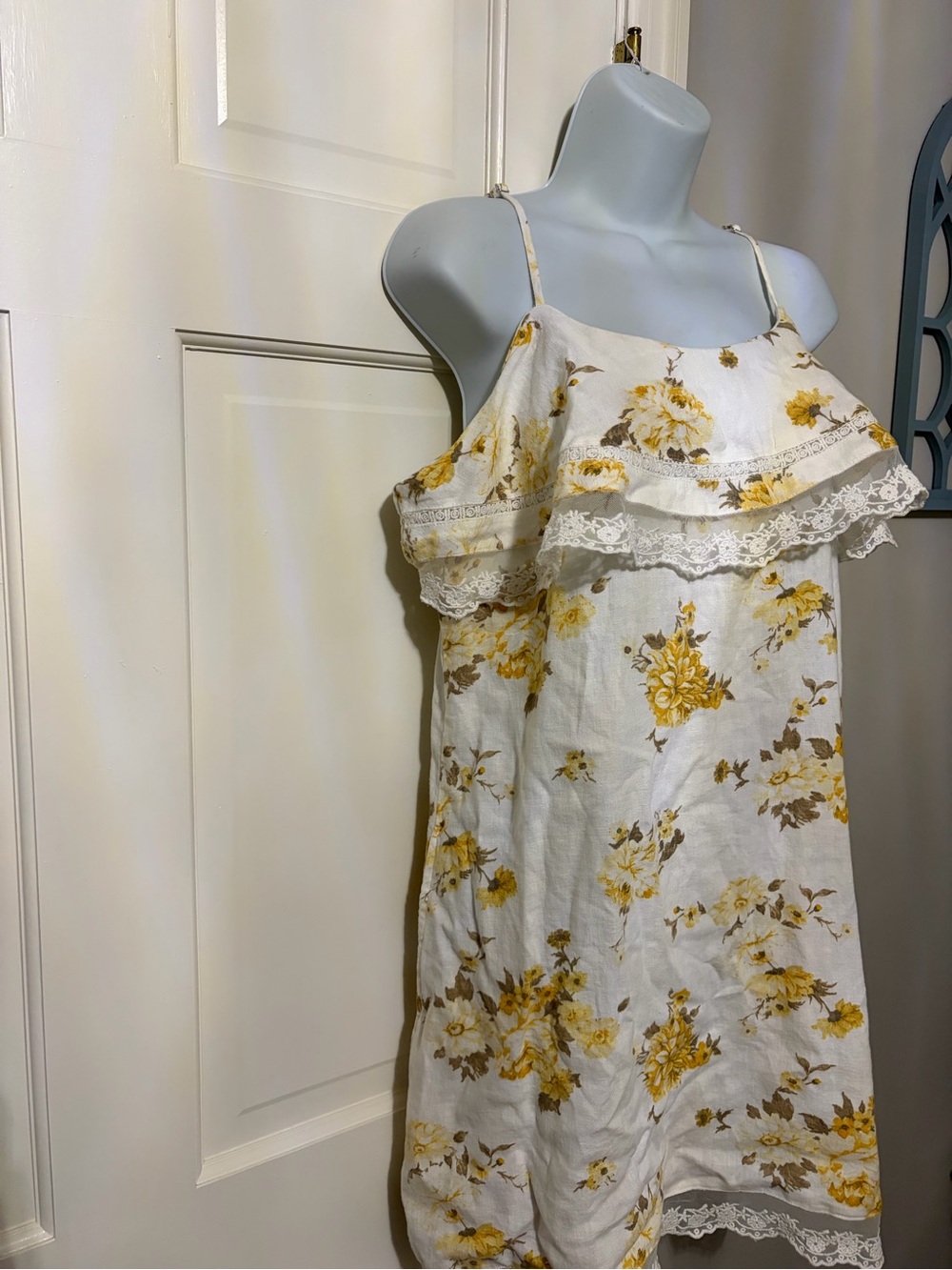 Universal Thread White Sundress with Yellow Floral Print - Picture 2 of 6
